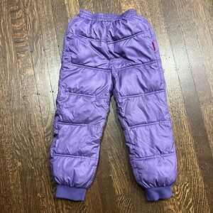 Easy in snow pants! Size 5